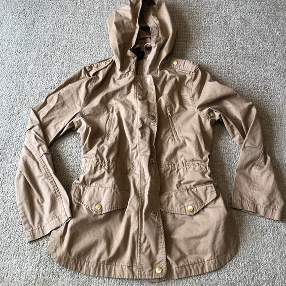 Light Tan Jacket with cinched waist - Picture 4 of 5